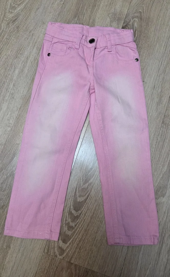Новые джинсы для девочки Модис р.98