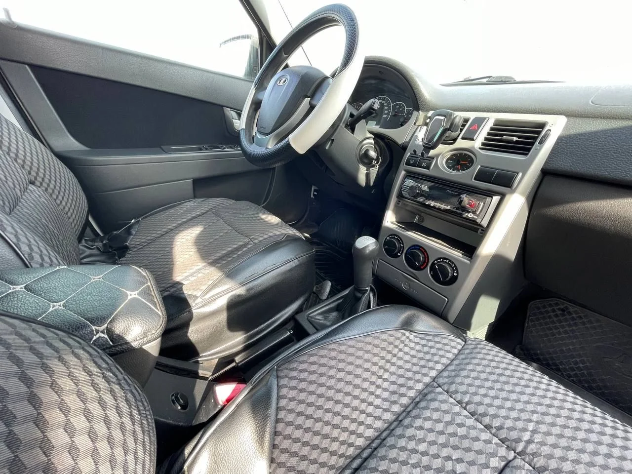 LADA Priora 1.6 МТ, 2012, 187 000 км - миниатюра 5
