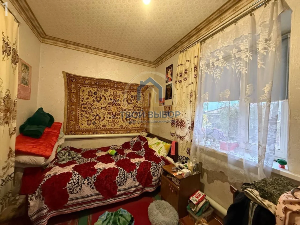 Дом 84 кв.м на участке 16 соток ст.Старовеличковская - миниатюра 11