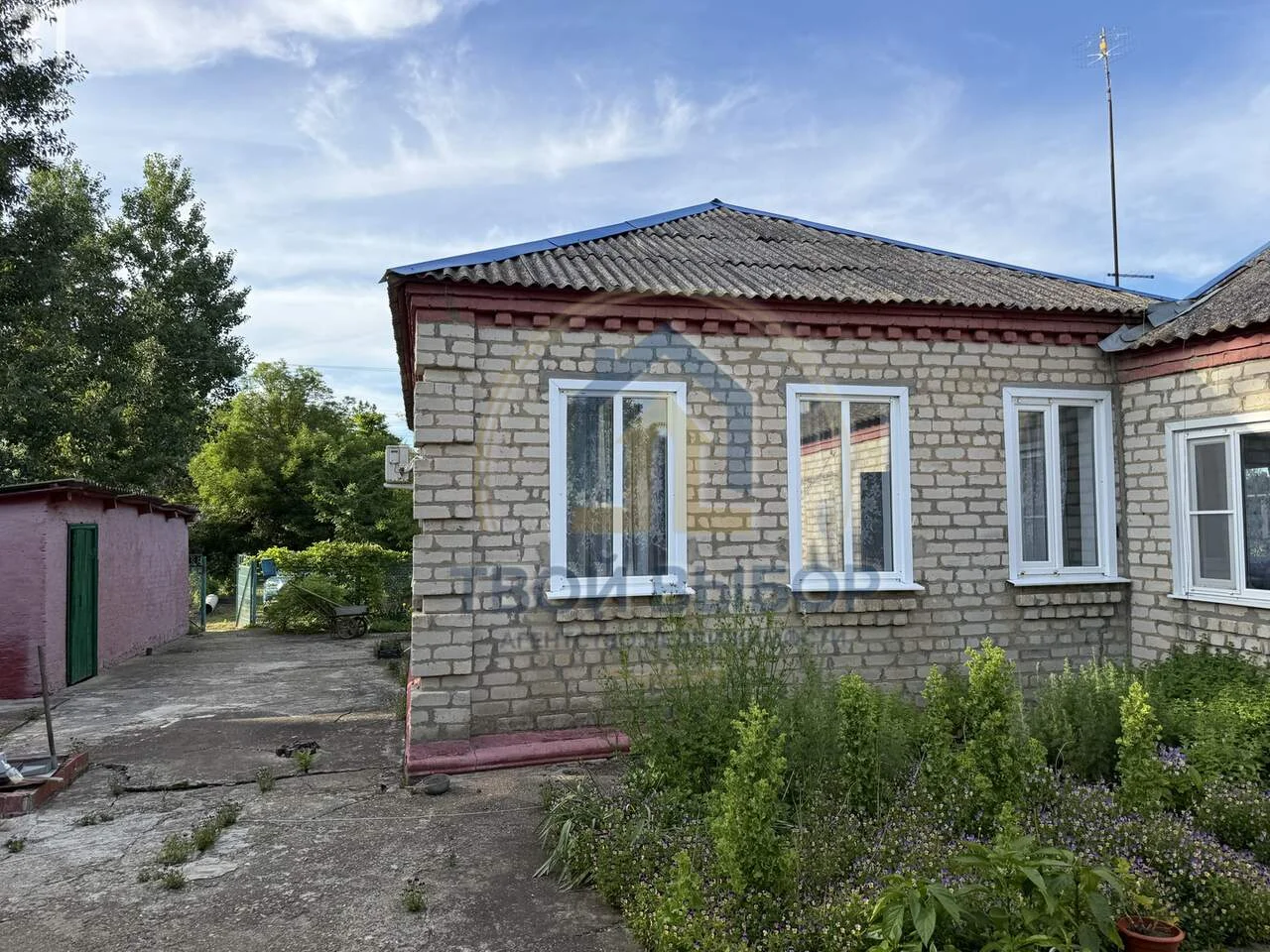 Дом 67 кв.м на участке 8 соток станица Гривенская - миниатюра 2