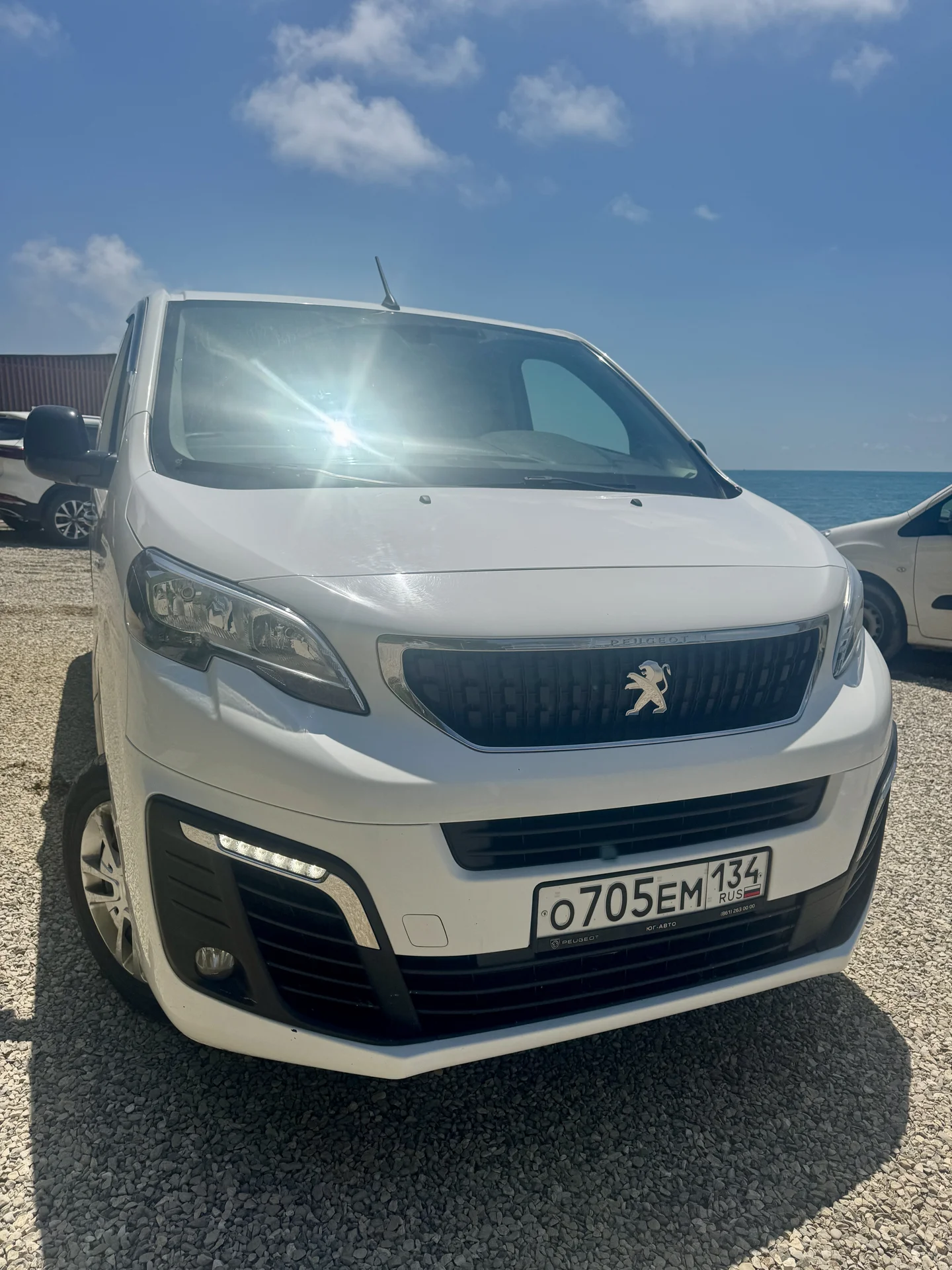 PEUGEOT TRAVELER 2.0 automatic 2020г - изображение 1