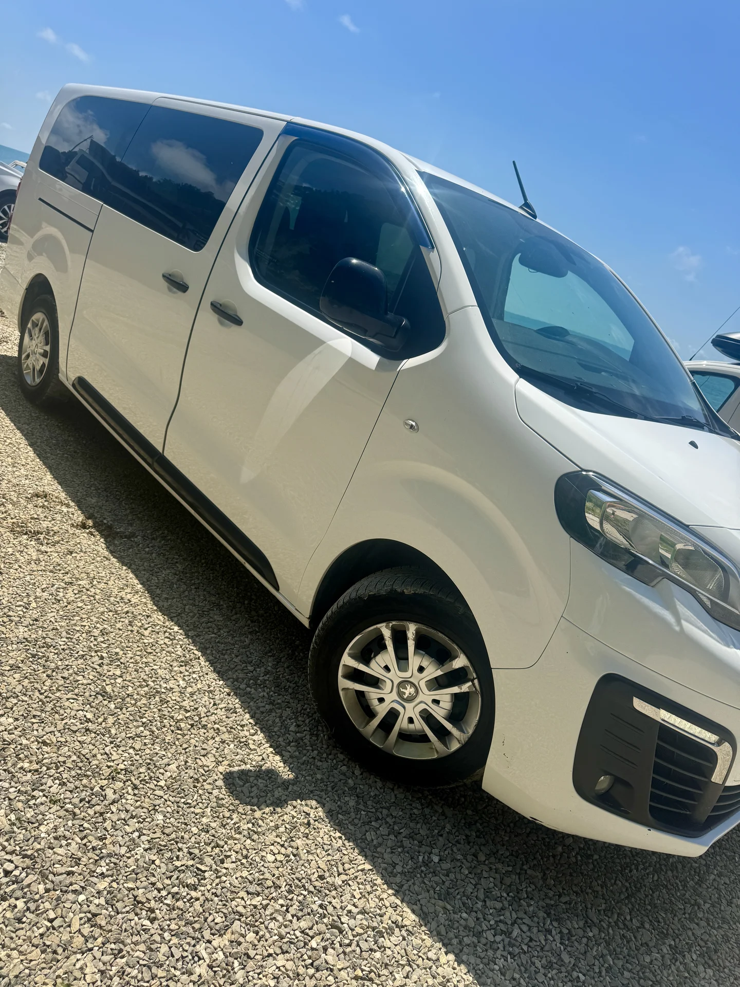 PEUGEOT TRAVELER 2.0 automatic 2020г - миниатюра 2