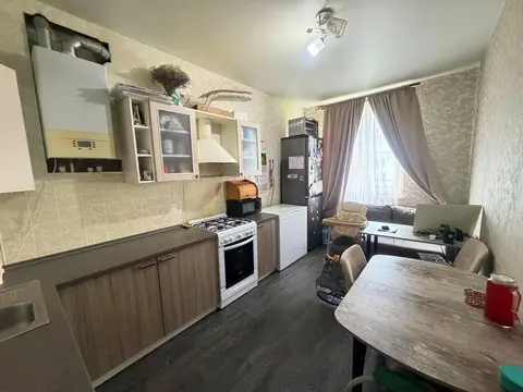 Двухкомнатная квартира в микрорайоне Заречье, дом 16А