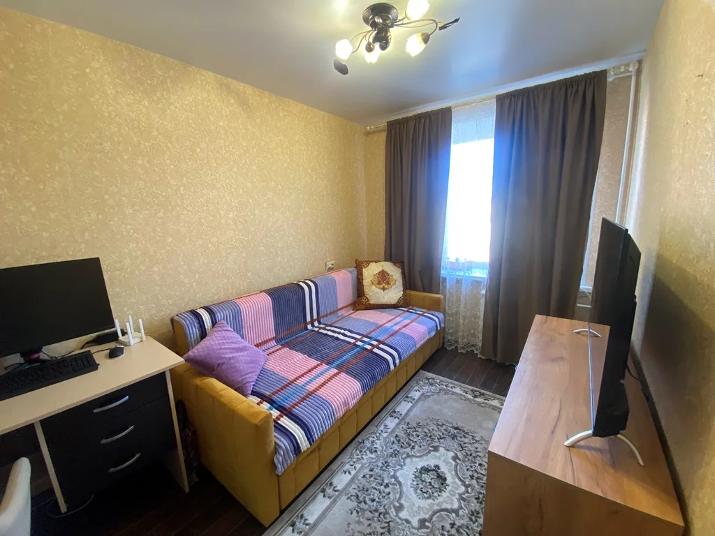 2-я квартира в 3-м микрорайоне, дом 4 - миниатюра 18
