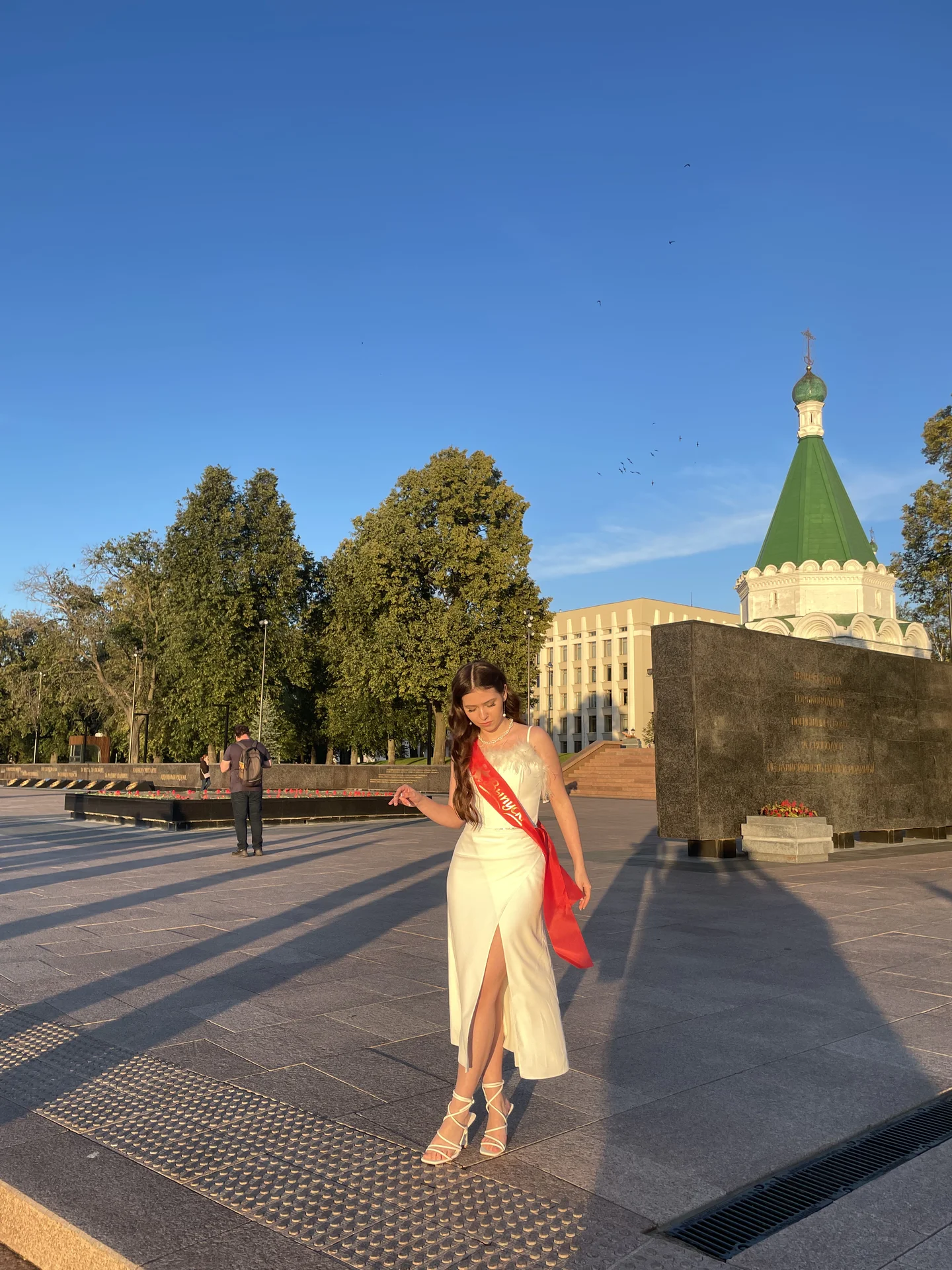 Продаю выпускное платье - миниатюра 6