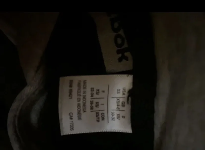 Худи Reebok - миниатюра 2