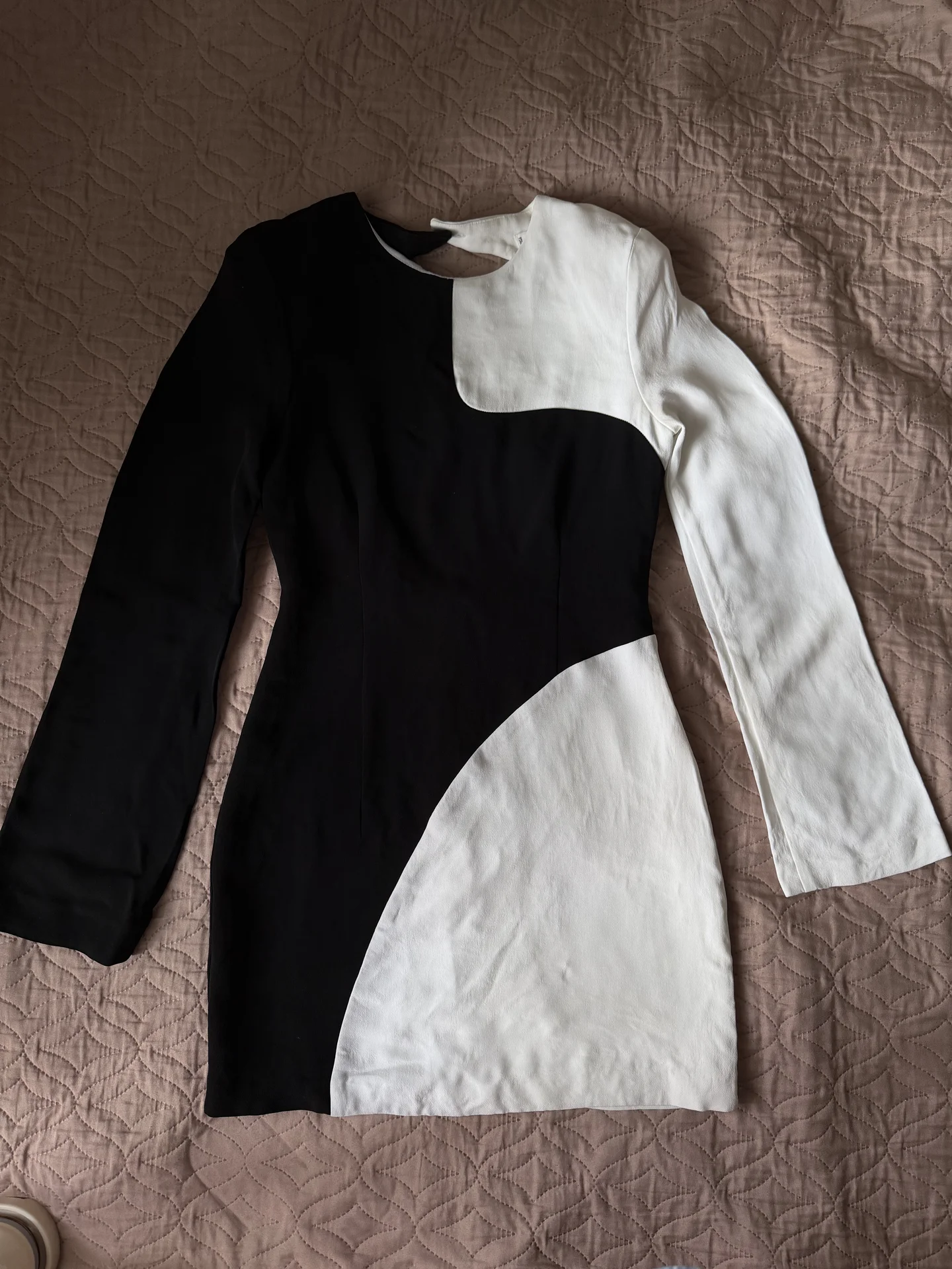 Платье mango с открытой спиной, р-р xs - изображение 1