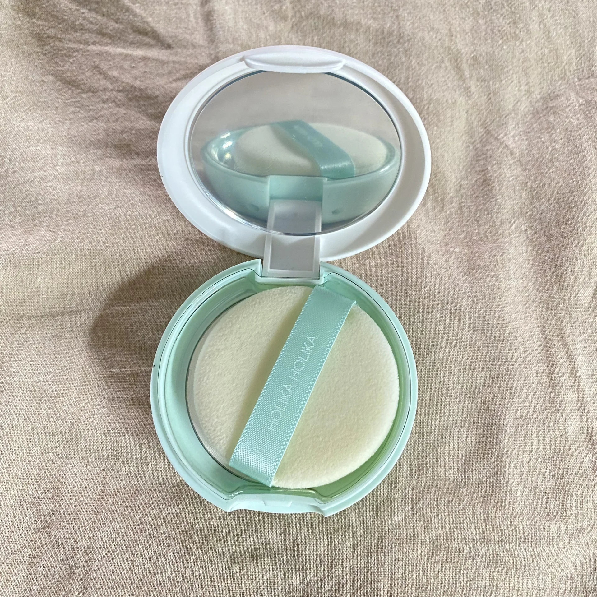 Пудра holika holika puri pore no sebum - миниатюра 3