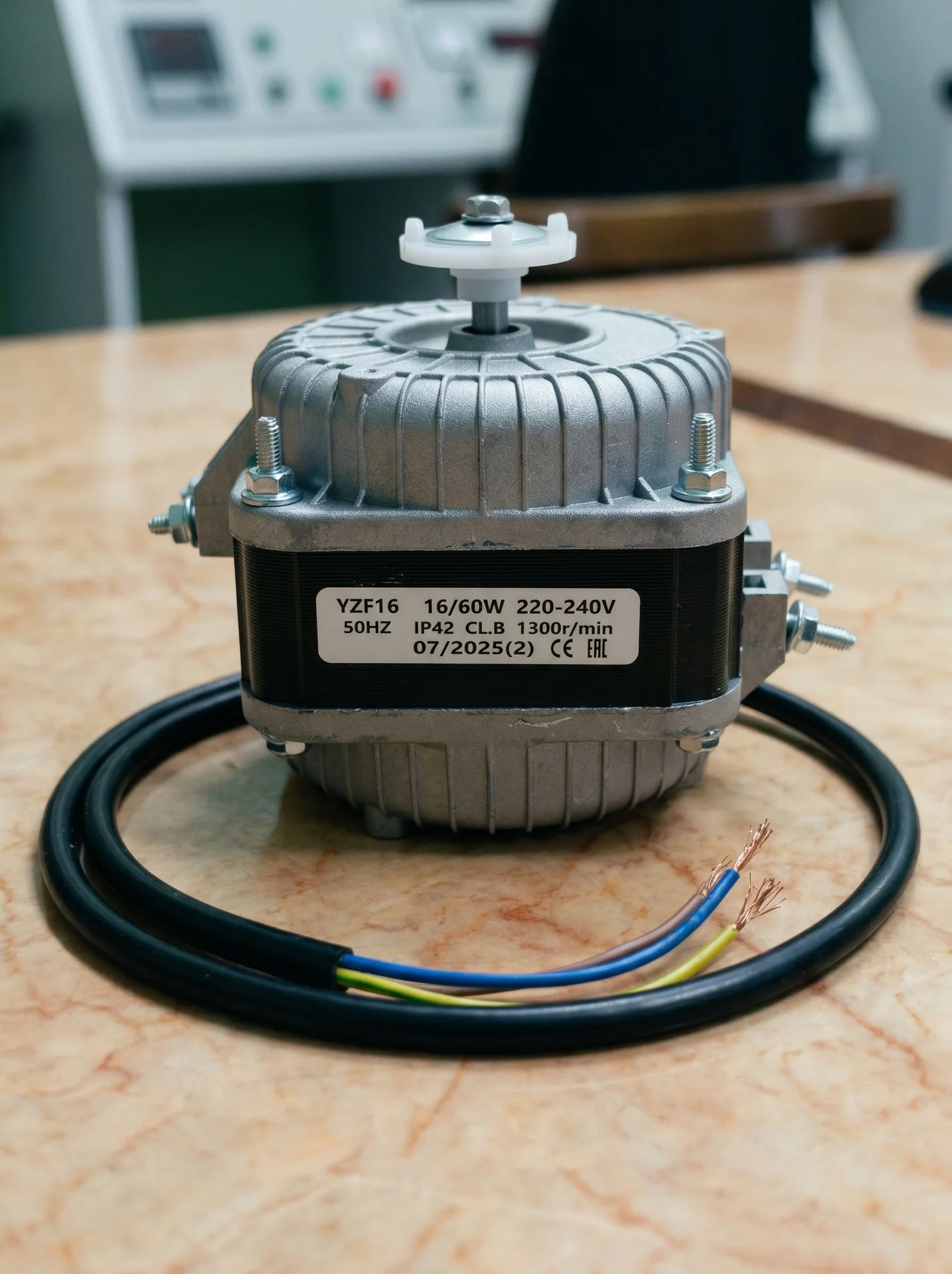 Микродвигатель вентилятора YZF16 16/60 W - миниатюра 2