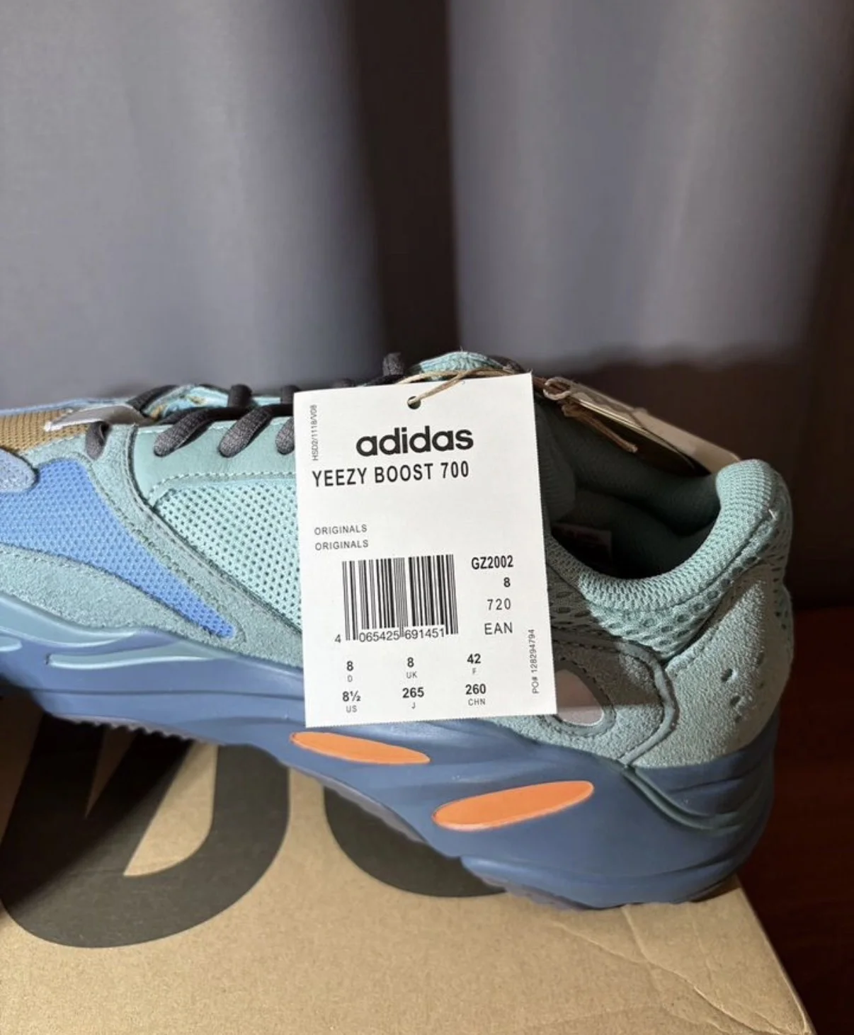 Adidas Yeezy boost 700 - миниатюра 6