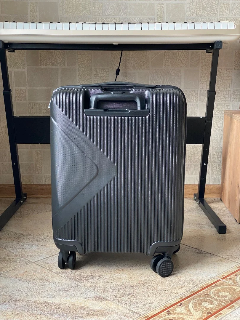 Чемодан-спиннер American Tourister - миниатюра 2