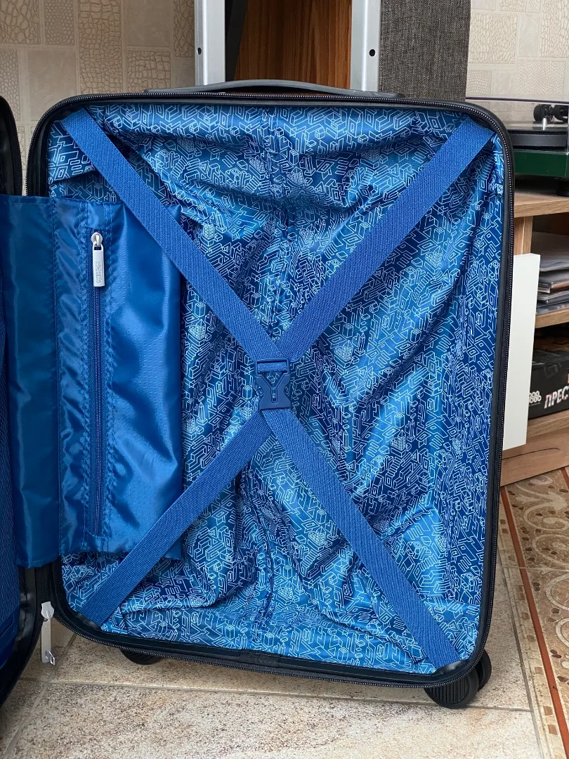 Чемодан-спиннер American Tourister - миниатюра 6