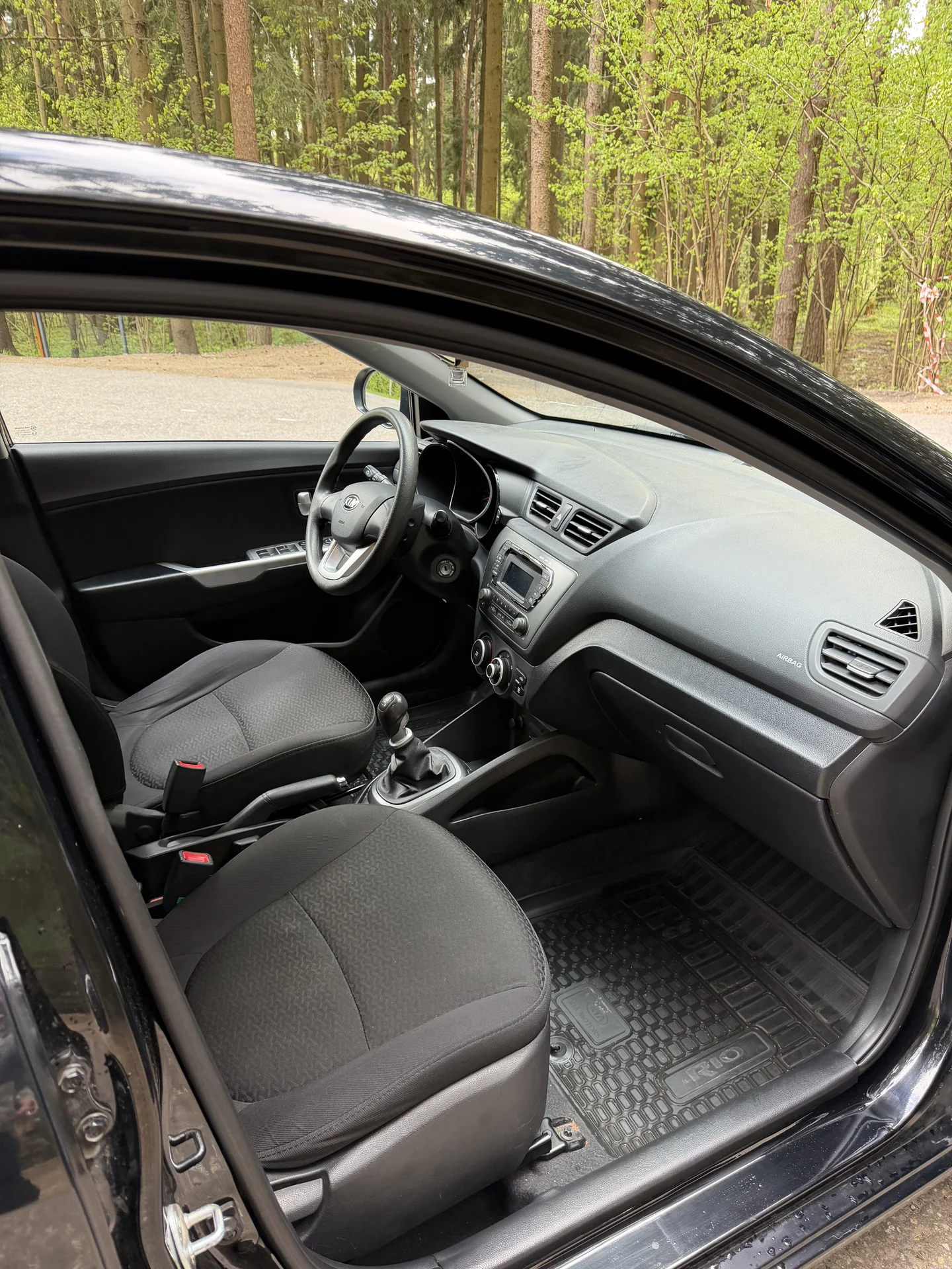 Kia Rio 1.6 MT, 2013, 98 000 км - миниатюра 8