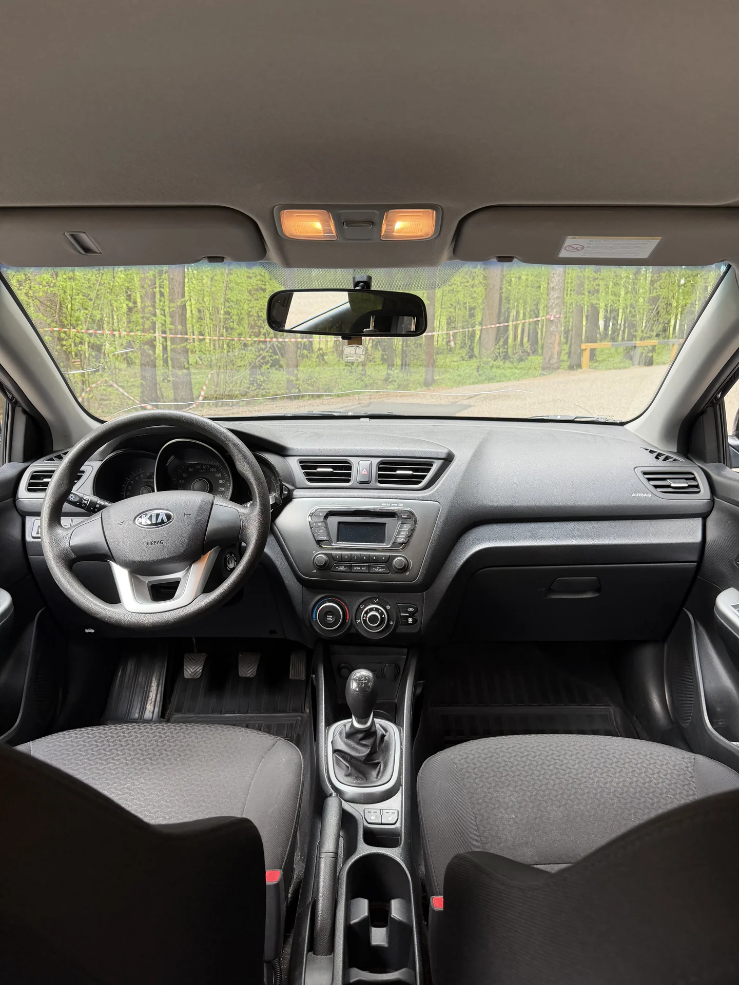 Kia Rio 1.6 MT, 2013, 98 000 км - миниатюра 11
