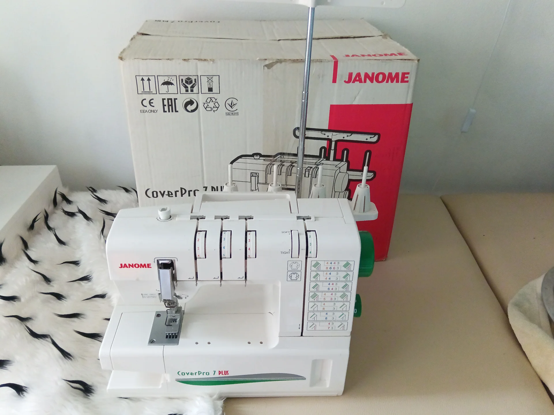 Janome Cover pro 7 PLUS - миниатюра 2