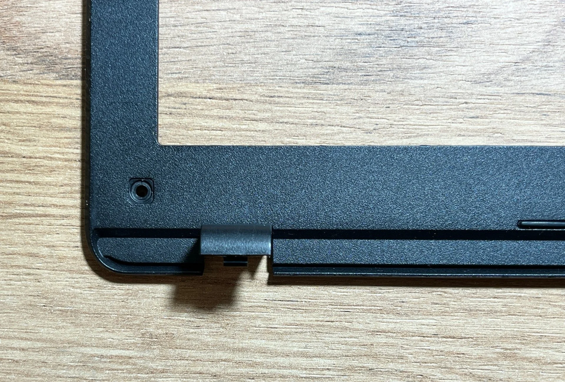 Рамка матрицы ноутбука Asus X552CL - миниатюра 2