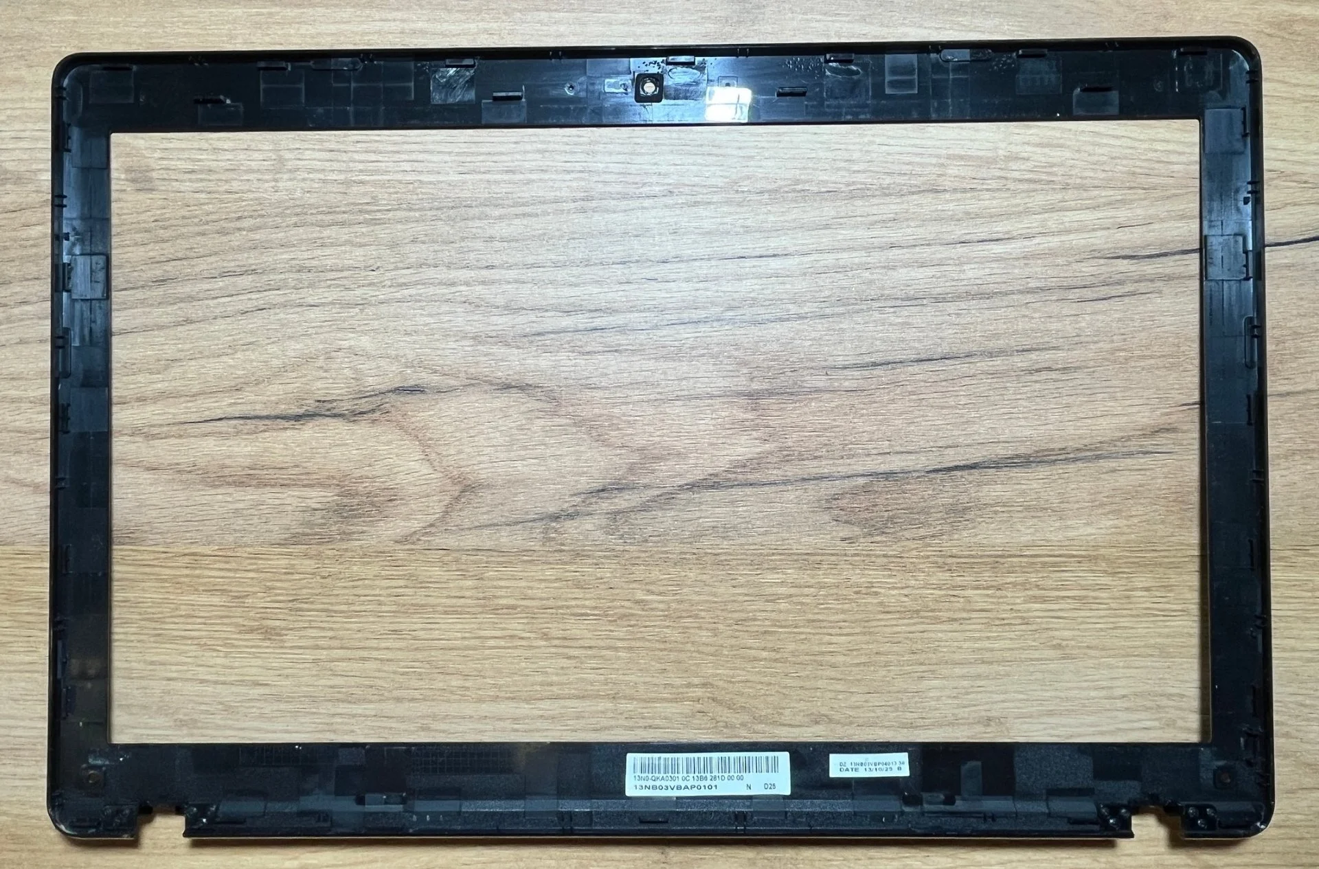 Рамка матрицы ноутбука Asus X552CL - миниатюра 4