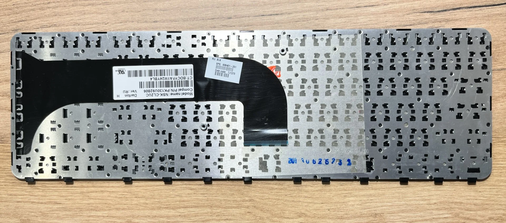 Клавиатура для ноутбука HP M6-1240er - миниатюра 2