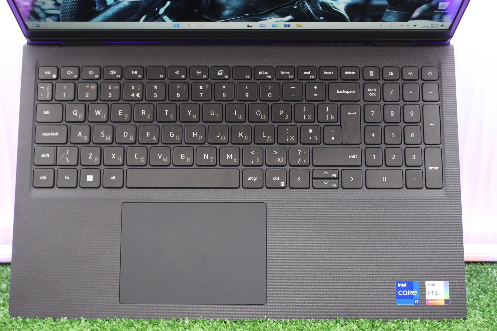 Ноутбук Dell Vostro 3520 i7/16/512/IPS120gz год гарантии - миниатюра 2