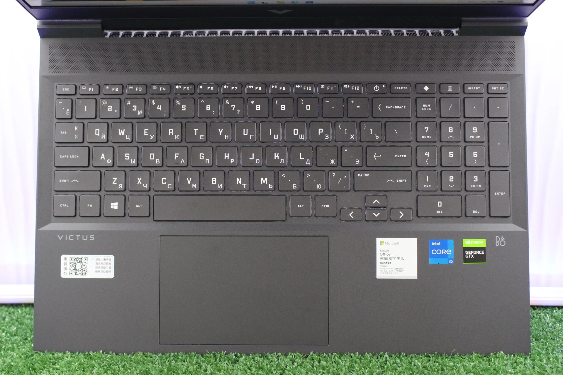 Игровой ноутбук HP Victus 16-d0150TX - миниатюра 2