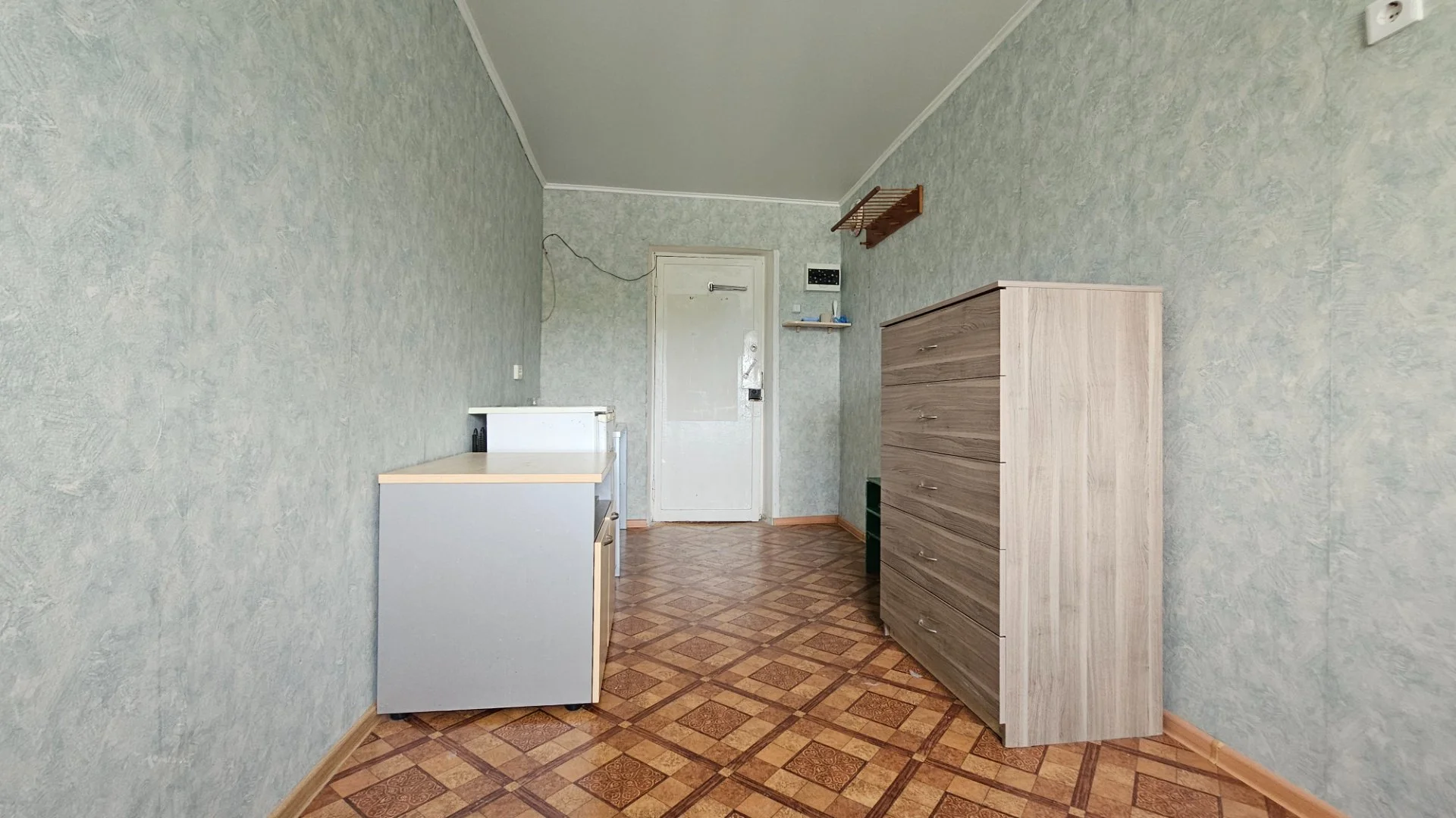 Продам комнату в центре - миниатюра 2