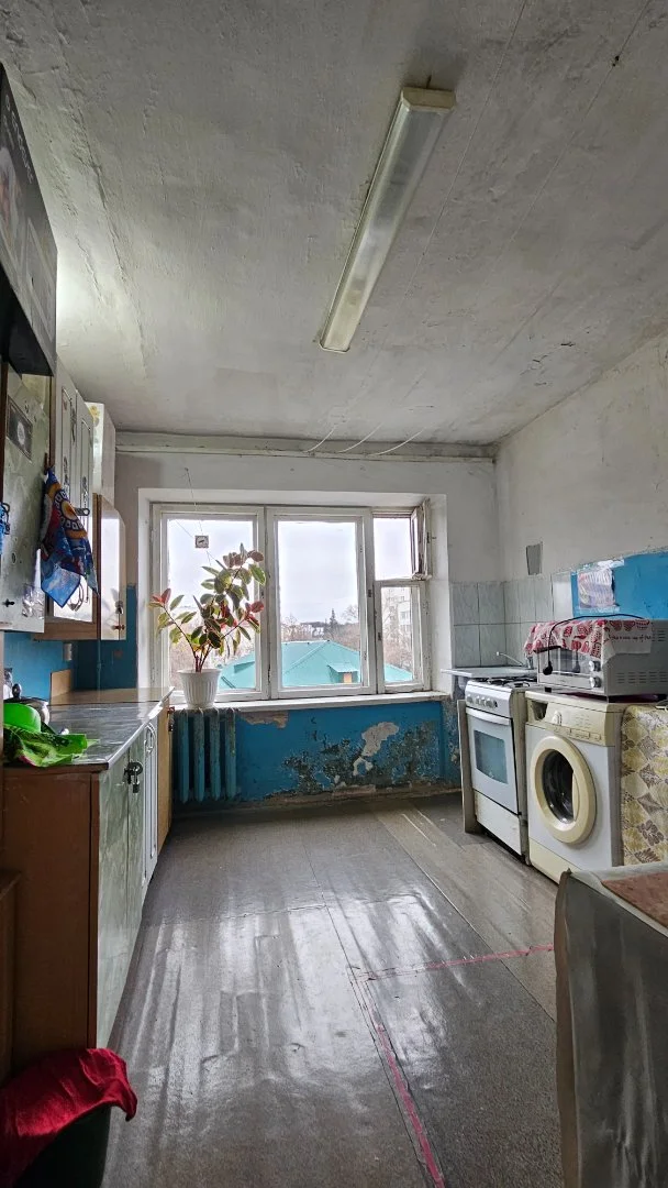 Продам комнату в центре - миниатюра 8
