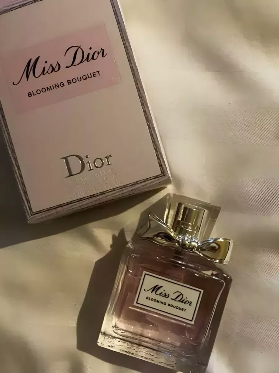 Miss Dior Blooming Bouquet Мисс Диор Букет 100мл - миниатюра 4
