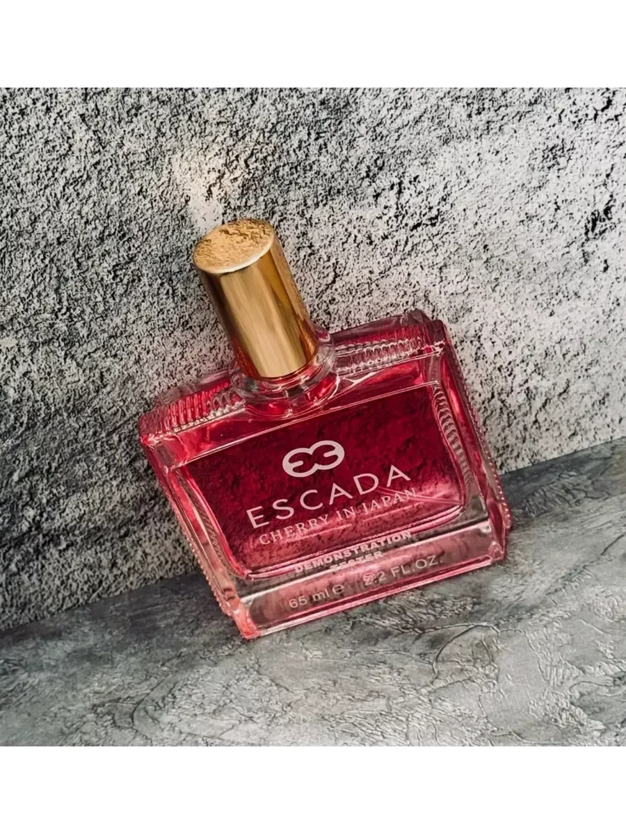 Escada Cherry In Japan 65 мл духи тестер - миниатюра 2