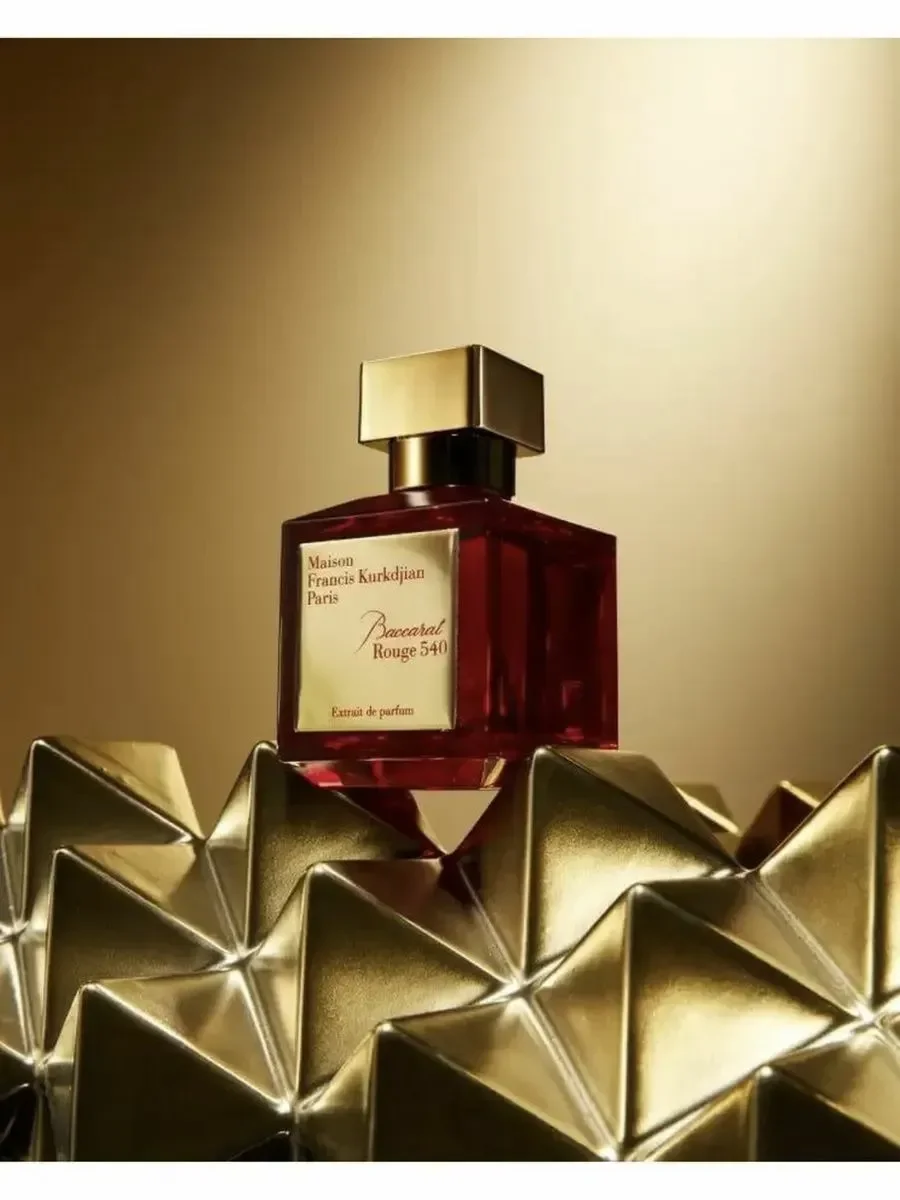Духи женские красный Baccarat Rouge 540 Extrait 50мл - миниатюра 3