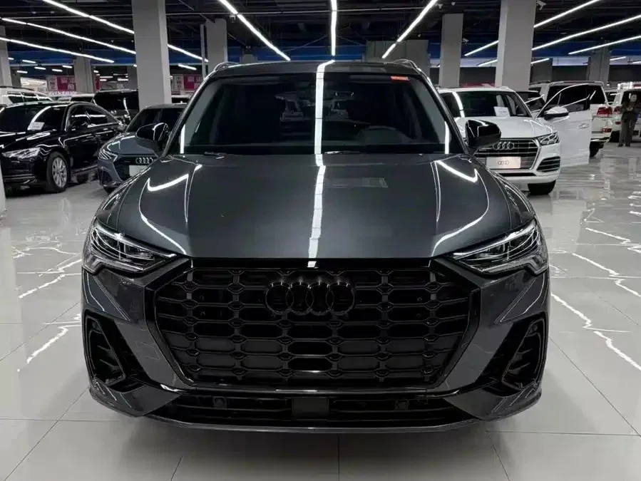 Audi Q3 35 TFSI II (F3), 2022 год - миниатюра 2