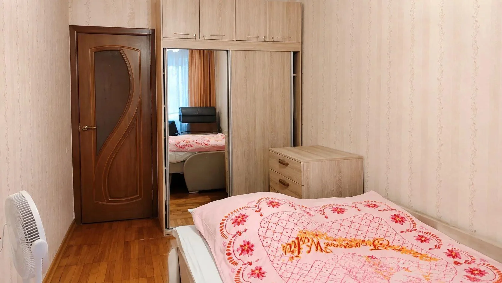Продам квартиру в Черемушках - миниатюра 3