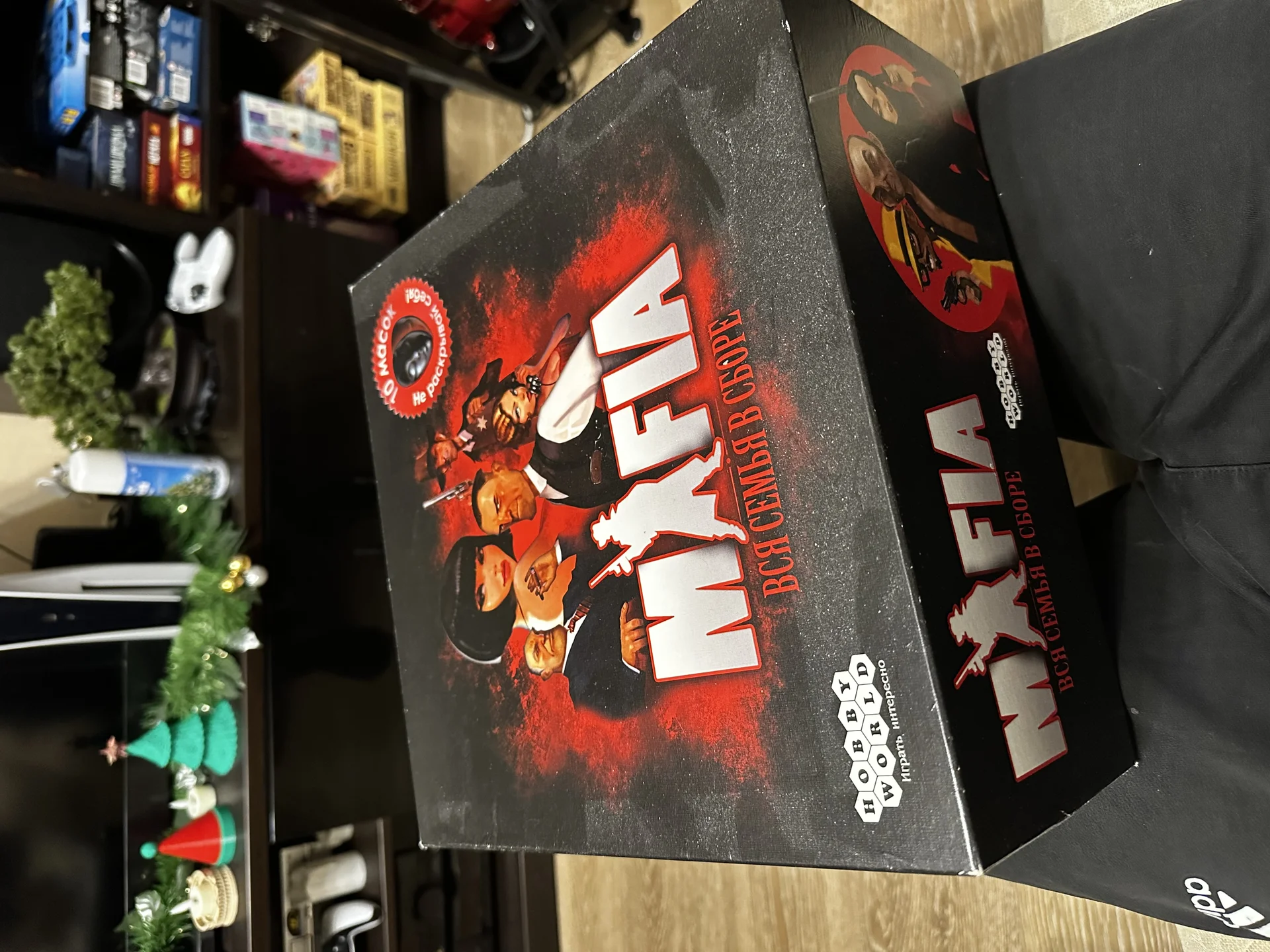 Настольная игра мафия вся семья в сборе - изображение 1