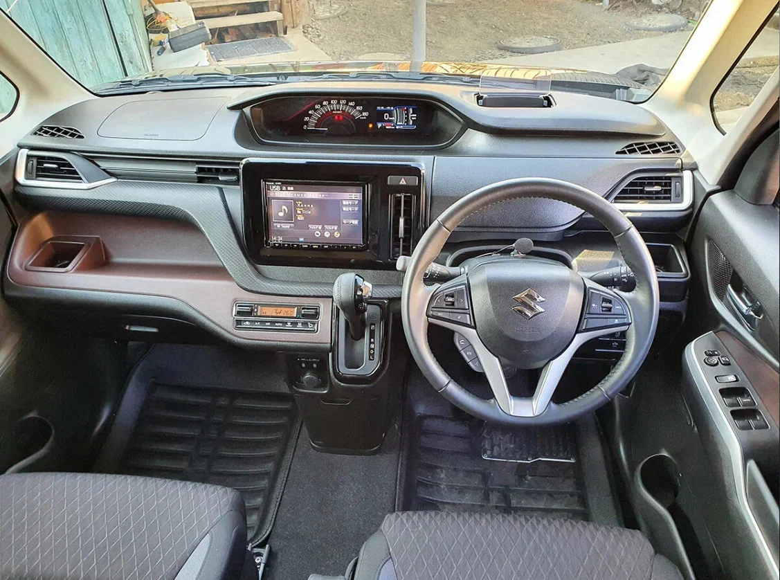 Suzuki Solio - миниатюра 7