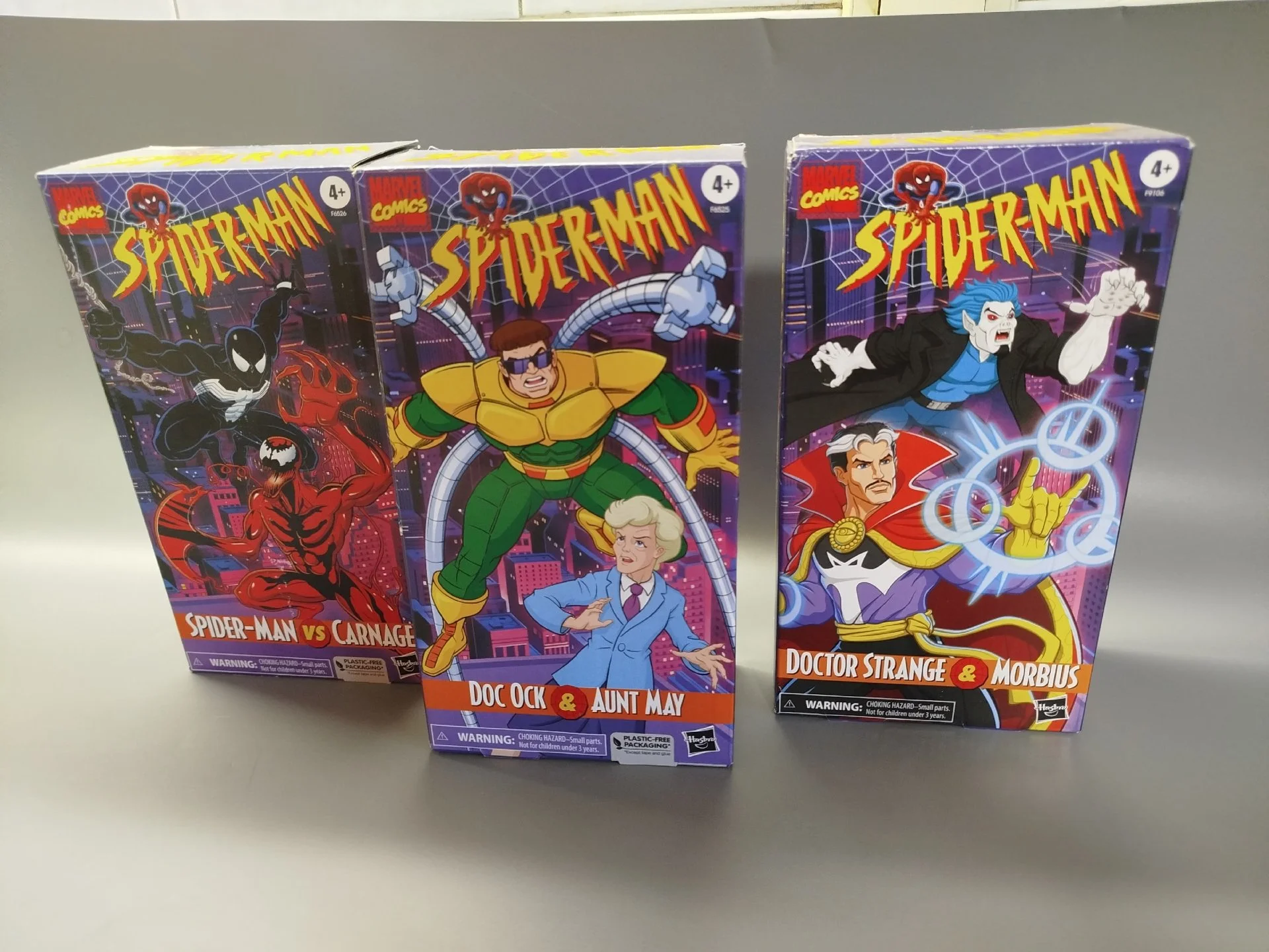 Набор фигурок Hasbro Marvel Legends VHS Spider-Man - миниатюра 2