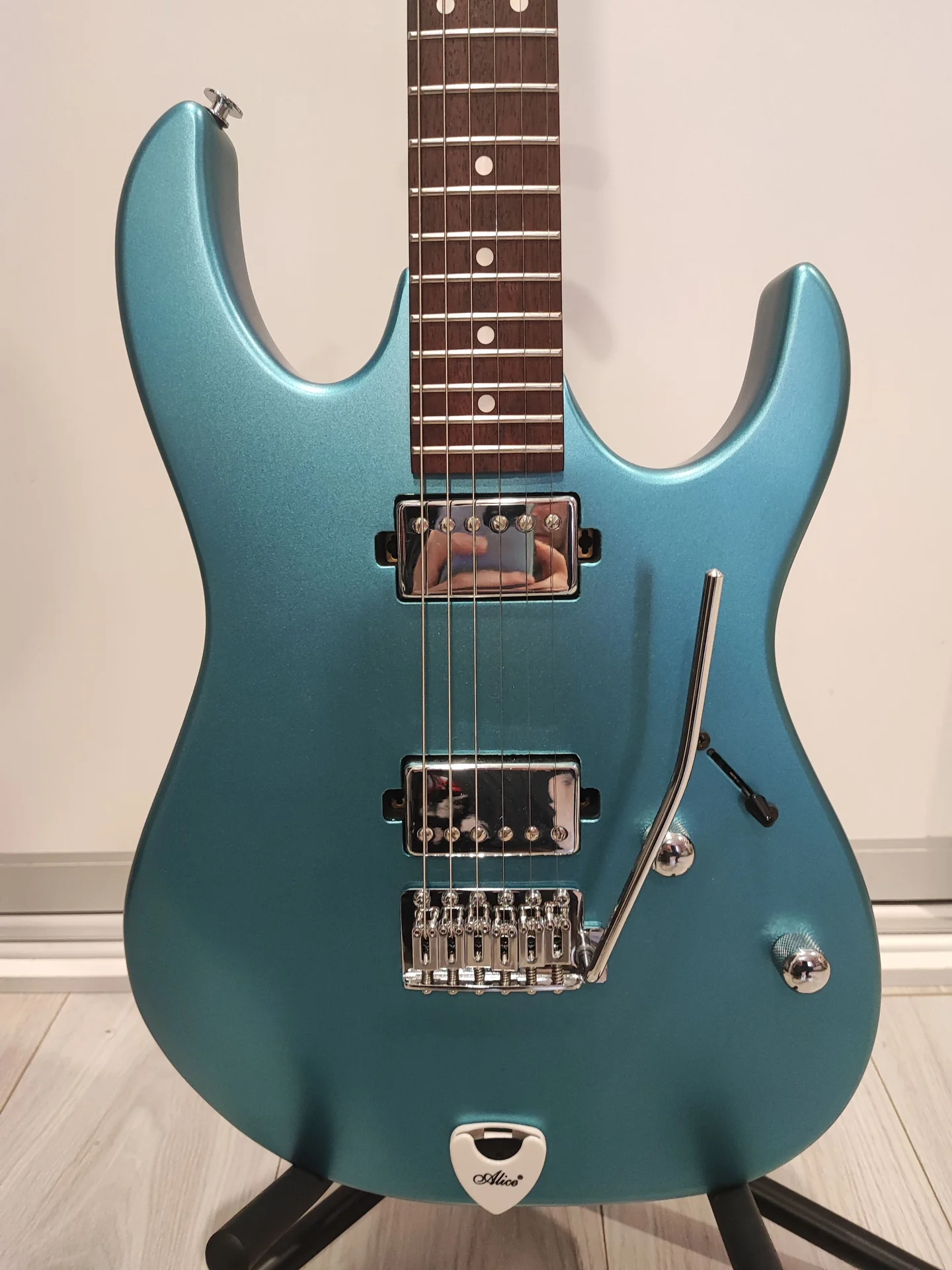Электрогитара Ibanez - изображение 1