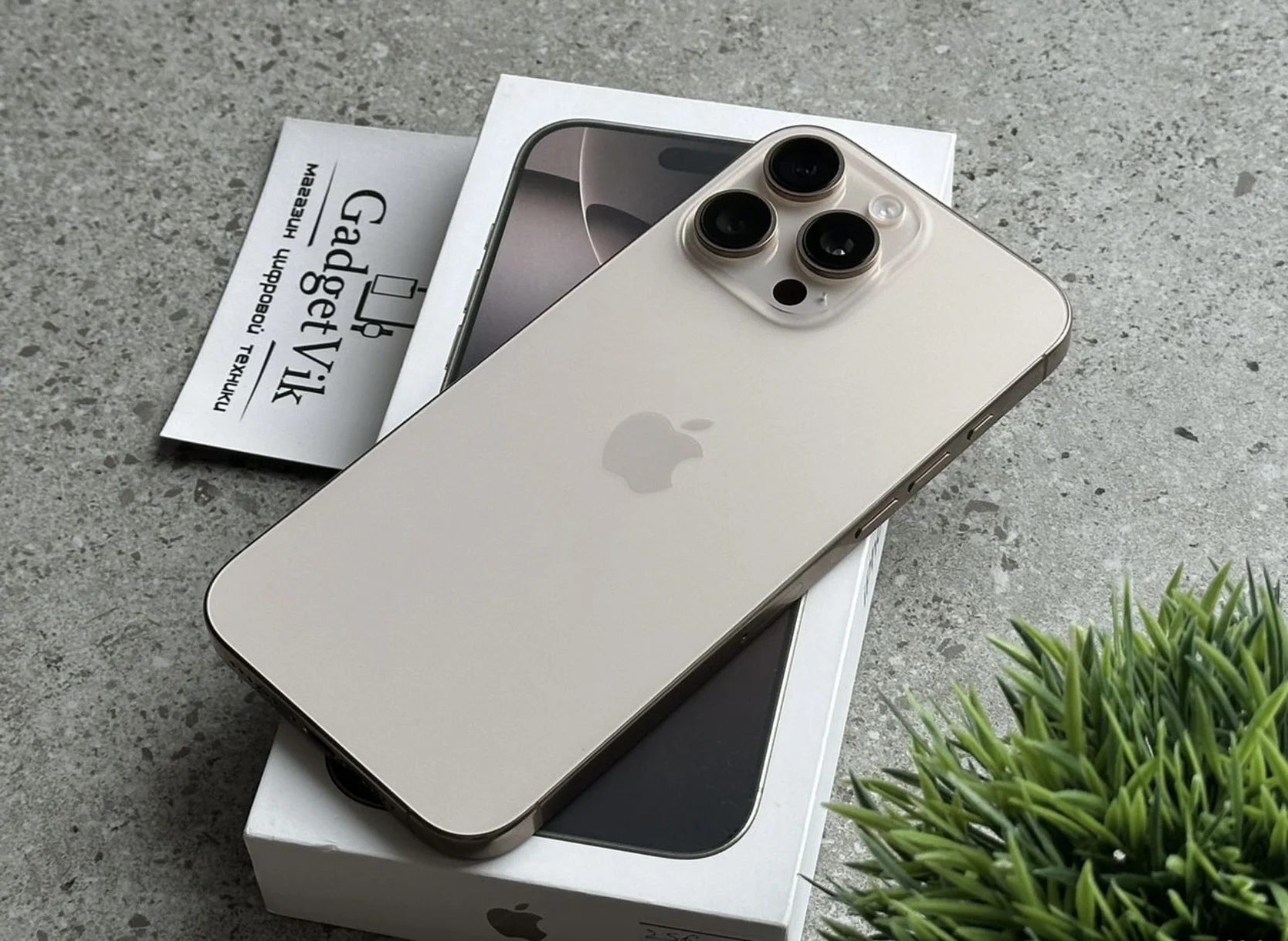 iPhone 16 Pro Max 256Gb - миниатюра 4