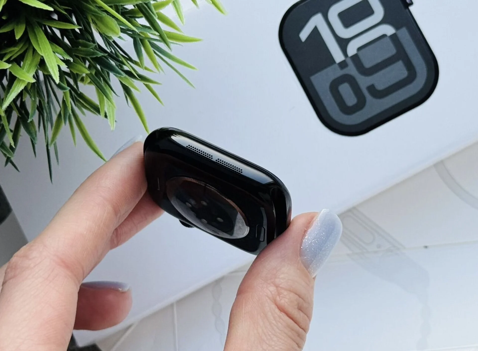 100% АКБ. Apple Watch Series 10 42mm Jet Black - миниатюра 3