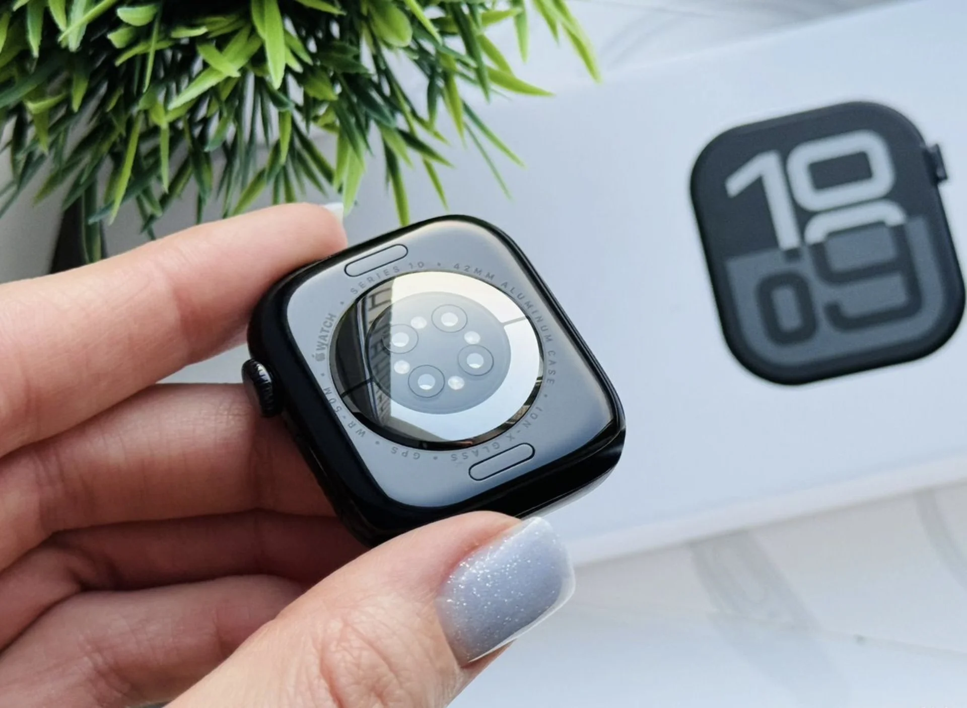 100% АКБ. Apple Watch Series 10 42mm Jet Black - миниатюра 4
