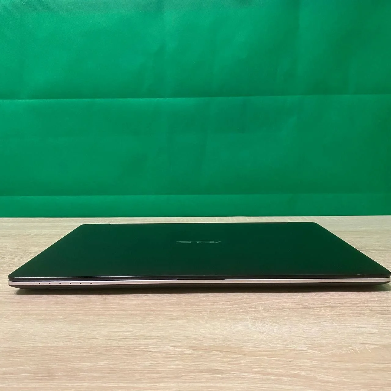 Мощный ноутбук Asus для игр и работы - миниатюра 9