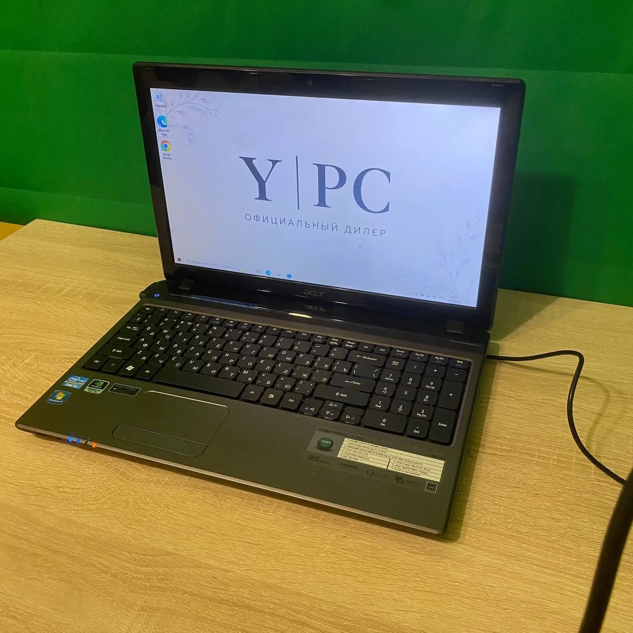 Крутой ноутбук Acer для работы и игр - миниатюра 2