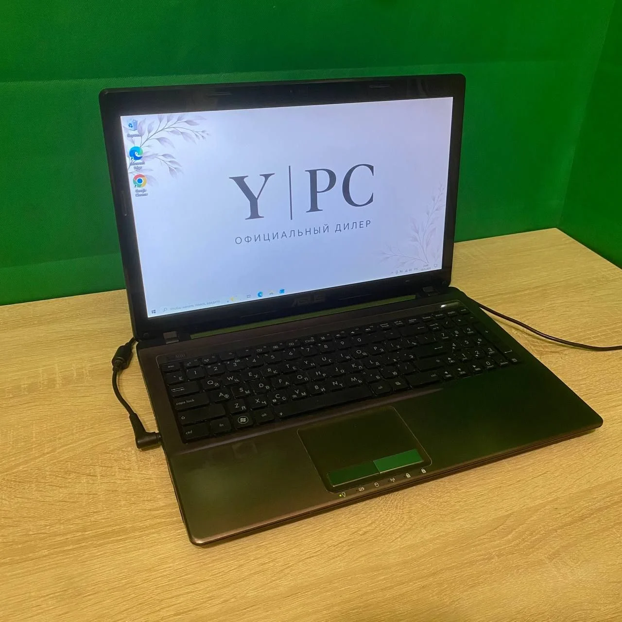 Крутой ноутбук Asus для работы и игр - миниатюра 2
