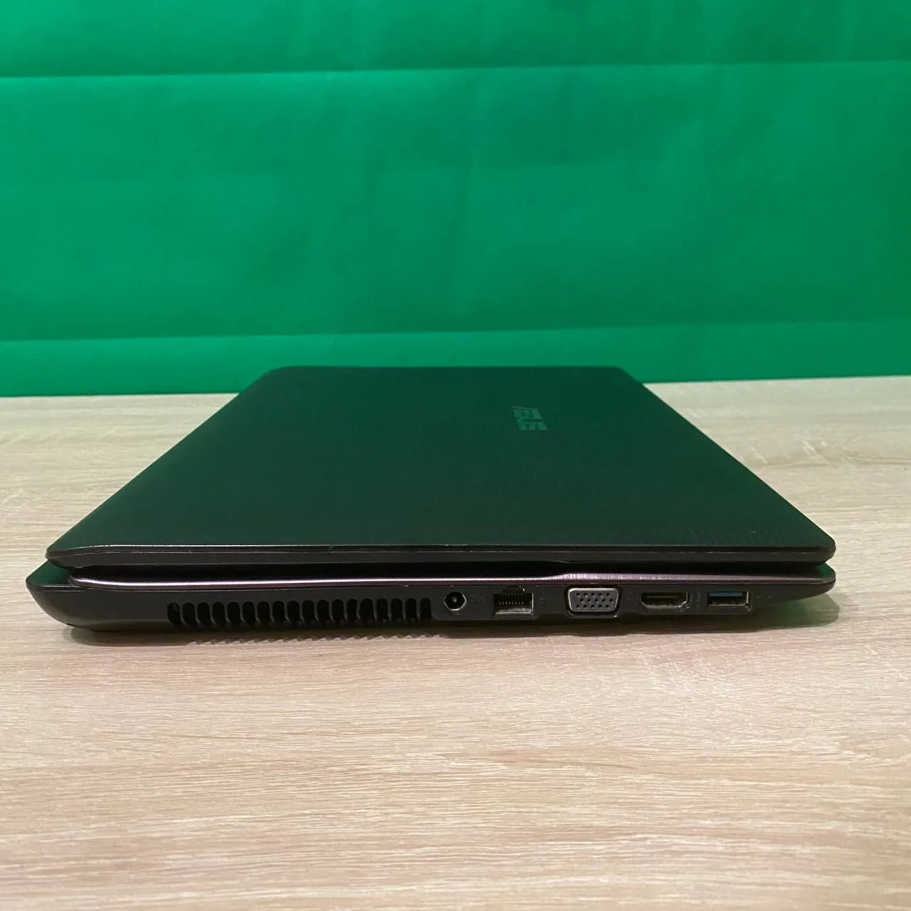 Крутой ноутбук Asus для работы и игр - миниатюра 8