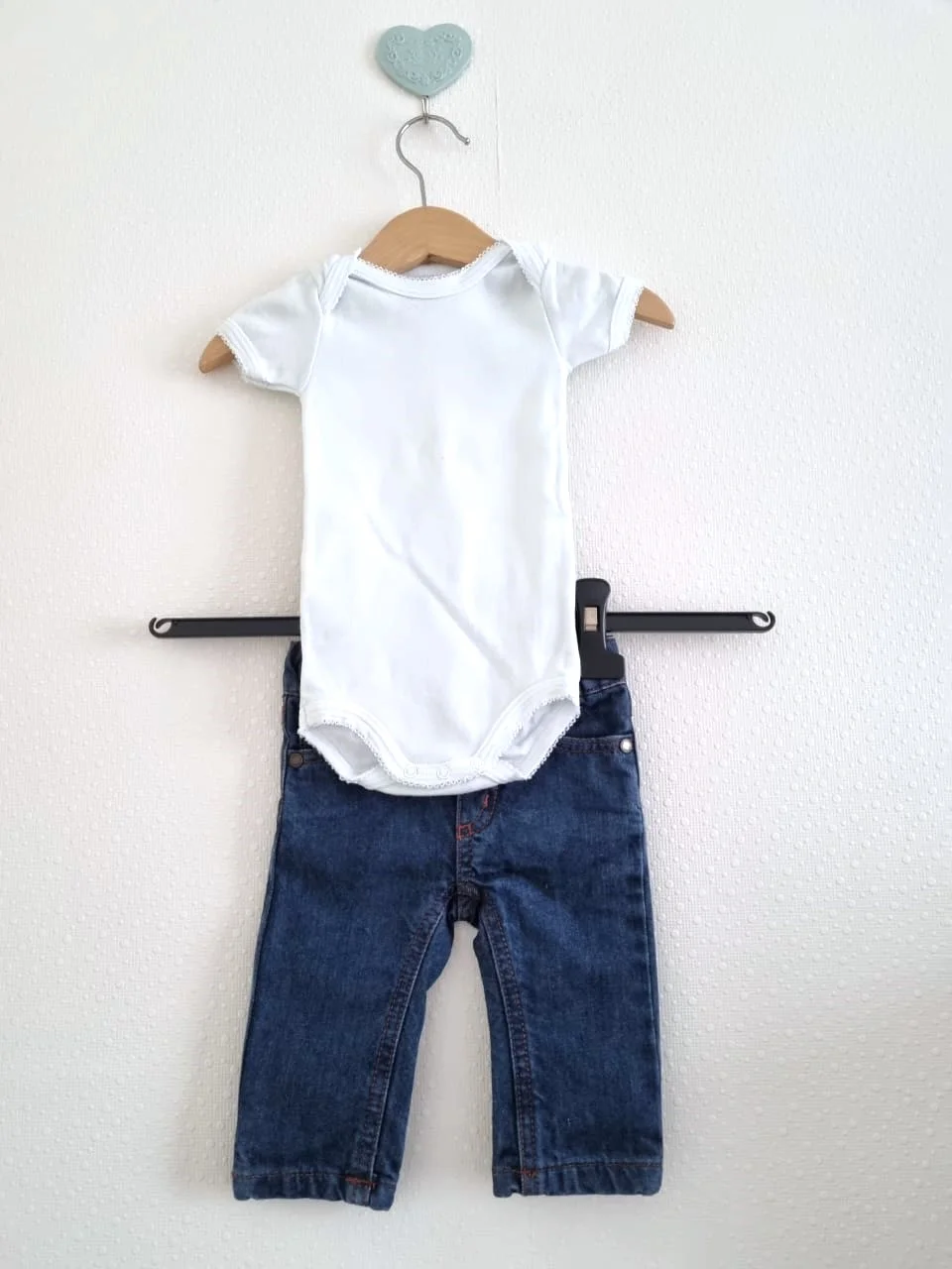 Джинсы Jacadi + боди Petit Bateau - изображение 1