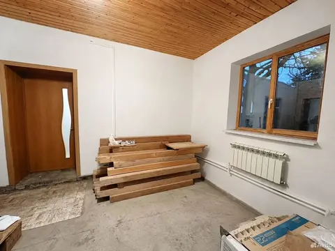 Дом 400 м² на участке 54 сот.
