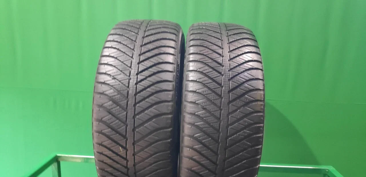 Goodyear Vector 4Seasons 225/45 R18 91H - изображение 1
