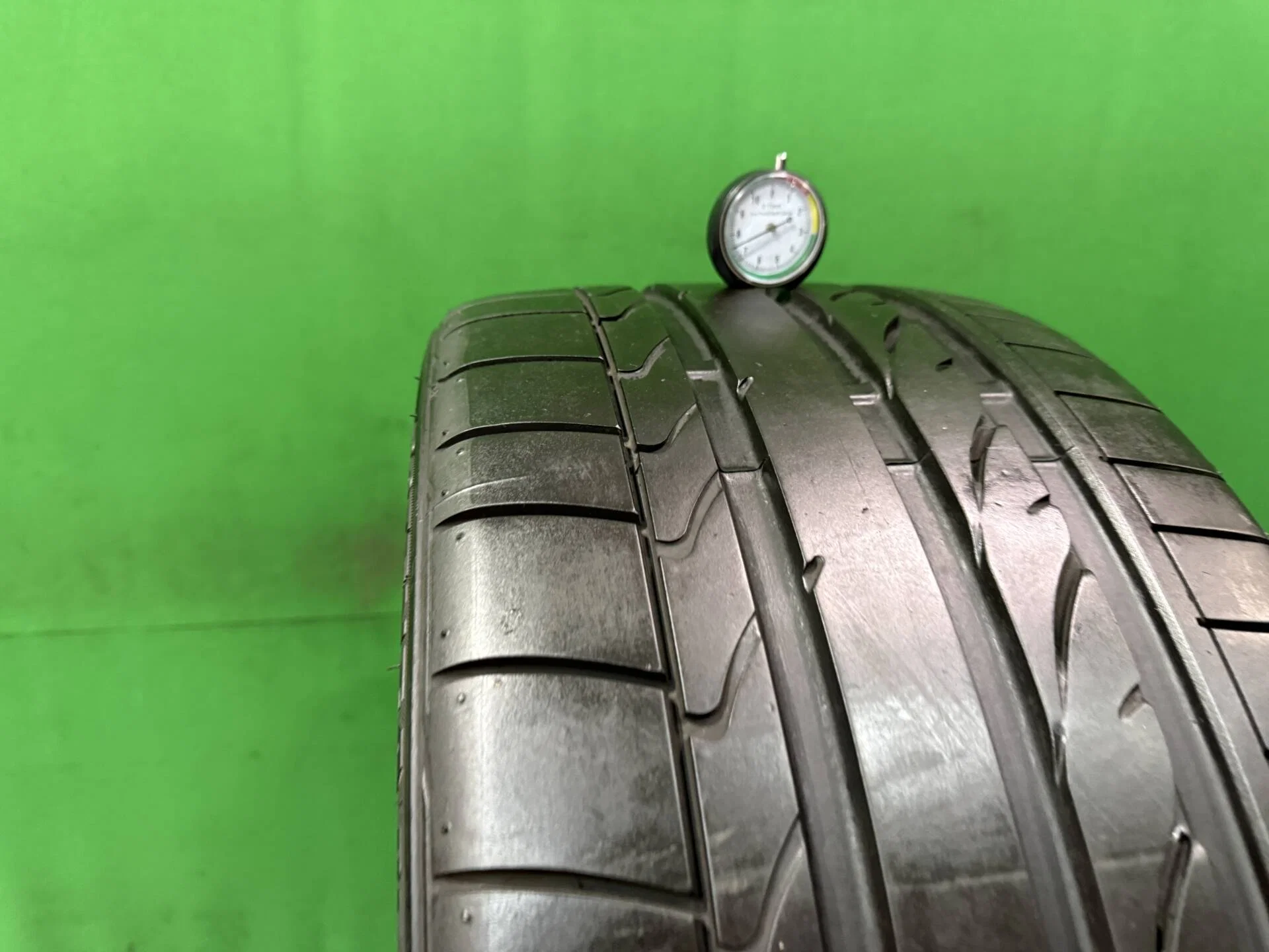 275/30 R20 дюймов Bridgestone Potenza RE050A летние - миниатюра 6