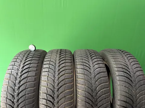 215/65 R16 дюймов Goodyear UltraGrip Ice зимние нешипованные