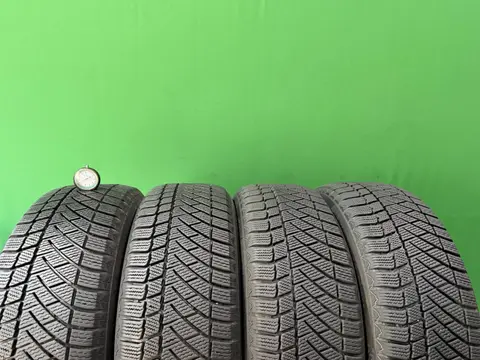195/60 R16 дюймов Continental ContiVikingContact 6 зимние нешипованные
