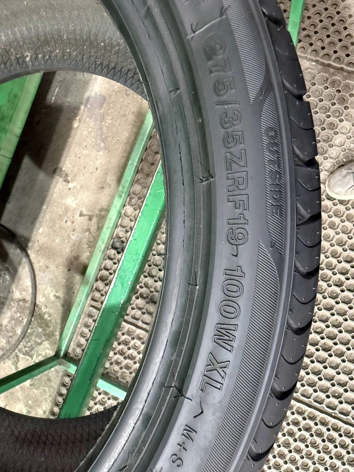 275/35 R19 дюймов Luxxan S4 летние - миниатюра 2