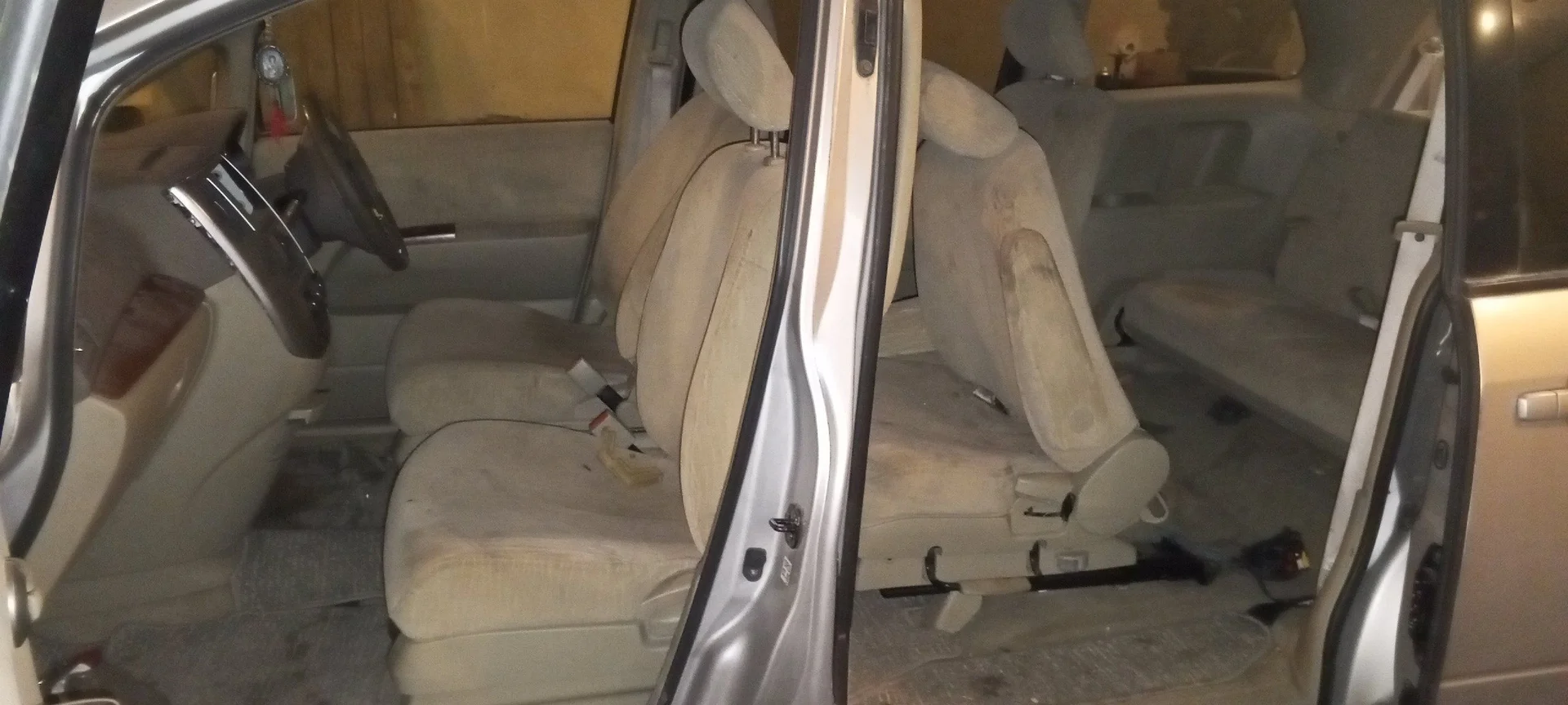 В разборе nissan presag 2vd - миниатюра 2